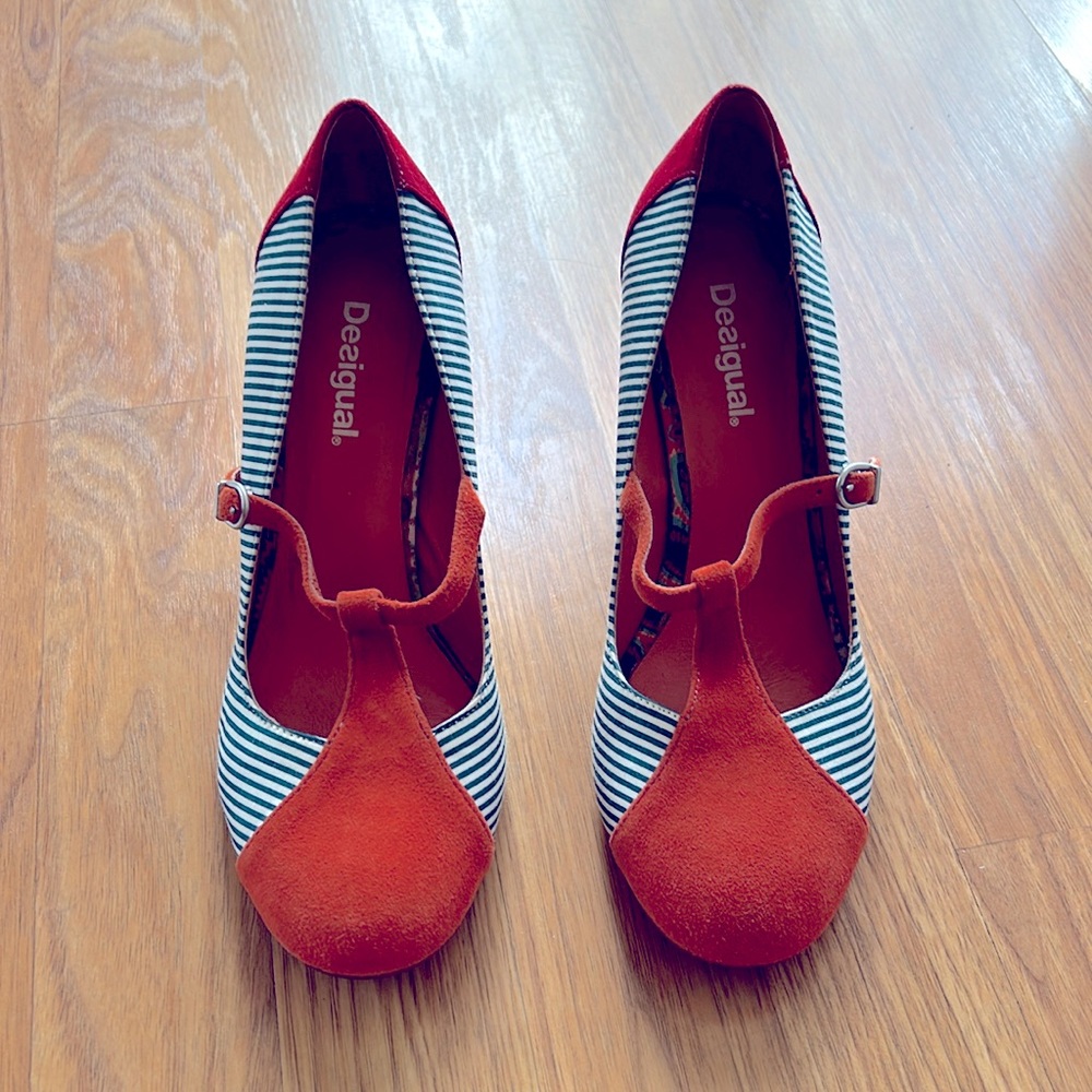 Adorable Spring Color-Block Pumps! - image 1
